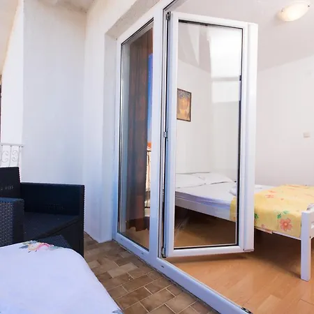 Nikola Apartment Trogir