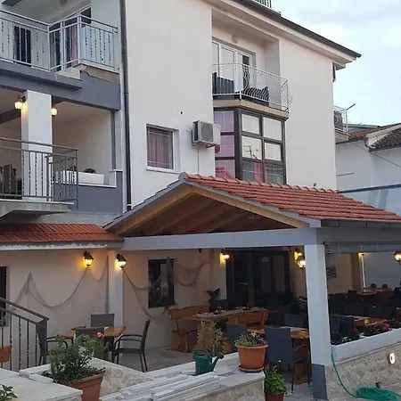 Apartman Nikola *